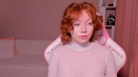 honeyautumn online show from January 19, 2025, 11:53 pm