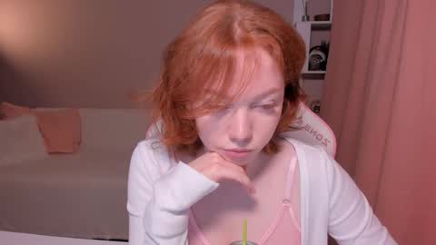 honeyautumn online show from March 8, 2025, 12:33 am