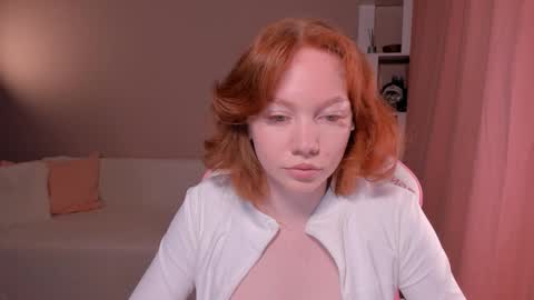 honeyautumn online show from March 10, 2025, 12:51 am