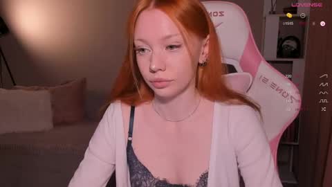 honeyautumn online show from April 8, 2026, 11:16 pm