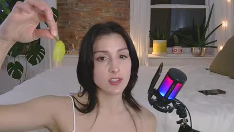 honeybbxx online show from March 6, 2025, 12:21 am