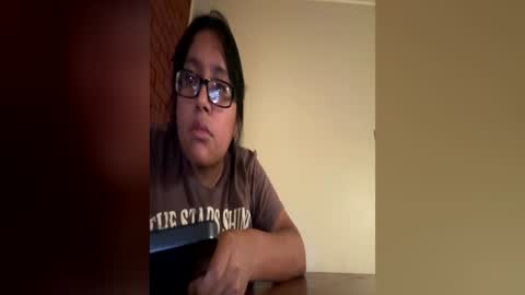 Snapshot of honeybo91 chatting on July 1, 2026, 5:42 am honeybo91 online show from July 1, 2026, 5:42 am