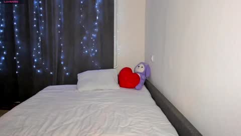 Snapshot of honeybunnyyy_ chatting on March 30, 2026, 7:15 pm HoneyBunny online show from March 30, 2026, 7:15 pm