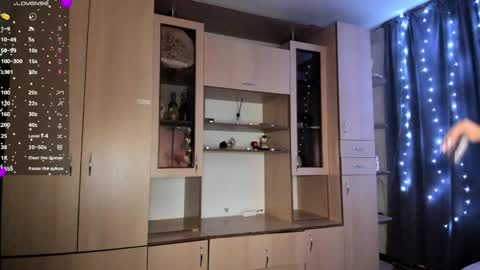 Snapshot of honeybunnyyy_ chatting on April 30, 2026, 7:20 pm HoneyBunny online show from April 30, 2026, 7:20 pm