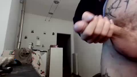 Snapshot of honeycock20 chatting on December 28, 2024, 1:17 pm honeycock20 online show from December 28, 2024, 1:17 pm