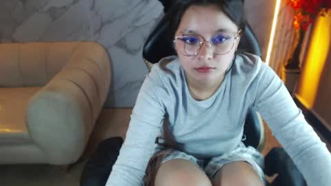 Snapshot of honeydoll_tf chatting on May 10, 2026, 1:00 am honeydoll_tf online show from May 10, 2026, 1:00 am