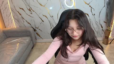 Snapshot of honeydoll_tf chatting on May 11, 2026, 2:45 pm honeydoll_tf online show from May 11, 2026, 2:45 pm