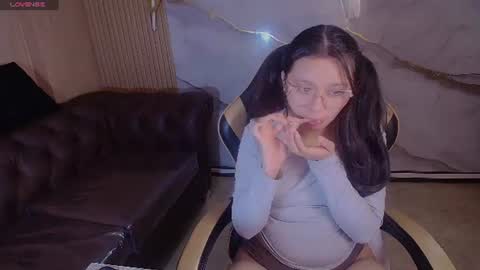 honeydoll_tf online show from June 27, 2026, 5:12 am