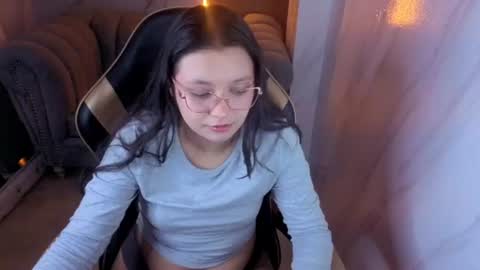 honeydoll_tf online show from June 27, 2026, 1:39 pm