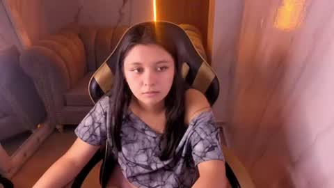 honeydoll_tf online show from June 29, 2026, 12:49 pm