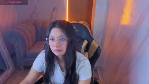 honeydoll_tf online show from July 16, 2026, 12:55 pm