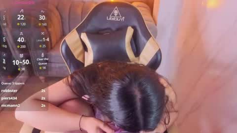honeydoll_tf online show from July 28, 2026, 3:21 pm