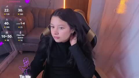 honeydoll_tf online show from August 3, 2026, 1:05 pm