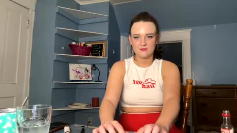 HoneyDrippinBunny online show from May 27, 2026, 1:57 am