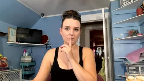HoneyDrippinBunny online show from June 22, 2026, 10:51 pm