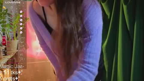 Molly  online show from September 9, 2025, 4:12 am