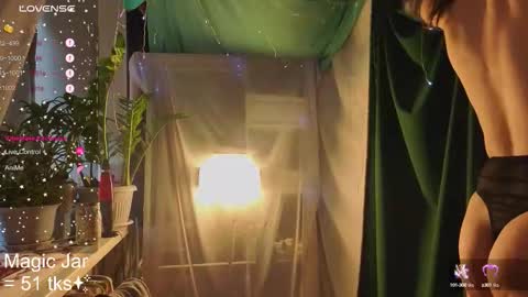 Molly  online show from September 21, 2025, 3:30 am