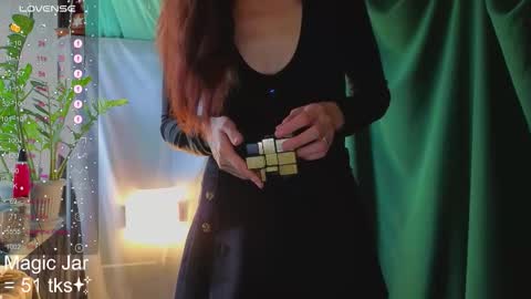 Molly  online show from October 5, 2025, 5:17 am