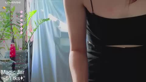 Molly  online show from October 7, 2025, 5:37 am