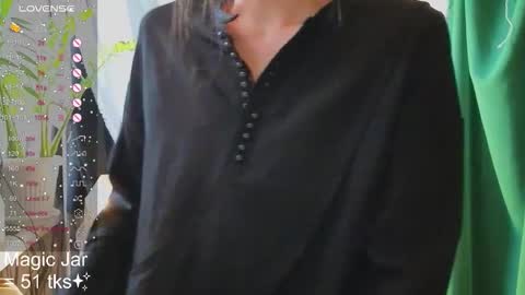 Molly  online show from October 14, 2025, 3:40 am