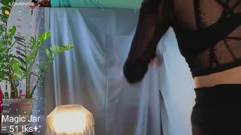 Molly  online show from October 15, 2025, 4:45 am