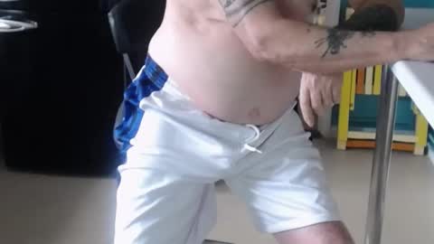 honeymaster290 online show from February 20, 2025, 9:11 am