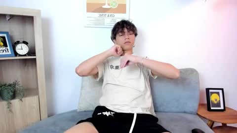 honeymoon_sariel online show from February 1, 2026, 8:07 pm