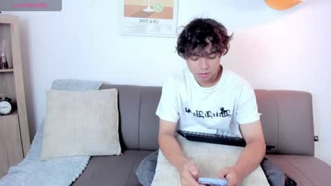 Snapshot of honeymoon_sariel chatting on June 19, 2026, 1:26 pm honeymoon_sariel online show from June 19, 2026, 1:26 pm