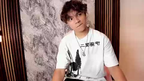 Snapshot of honeymoon_sariel chatting on June 24, 2026, 2:16 pm honeymoon_sariel online show from June 24, 2026, 2:16 pm