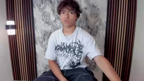 Snapshot of honeymoon_sariel chatting on July 1, 2026, 1:56 pm honeymoon_sariel online show from July 1, 2026, 1:56 pm