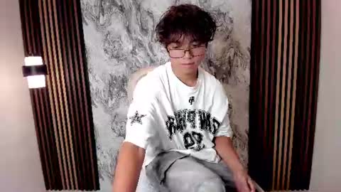 Snapshot of honeymoon_sariel chatting on July 5, 2026, 12:45 pm honeymoon_sariel online show from July 5, 2026, 12:45 pm