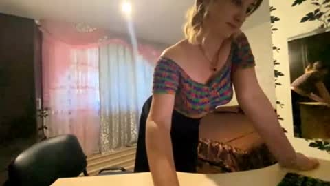 Snapshot of honeyrose333 chatting on September 25, 2025, 9:35 am Vita online show from September 25, 2025, 9:35 am