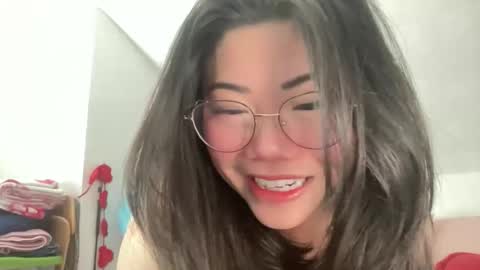 Snapshot of honeysunshineneko chatting on February 20, 2026, 4:29 pm HoneySunshineNeko online show from February 20, 2026, 4:29 pm