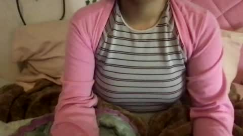 honeyyy89 online show from June 20, 2026, 7:49 pm