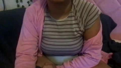 honeyyy89 online show from July 28, 2026, 7:04 pm