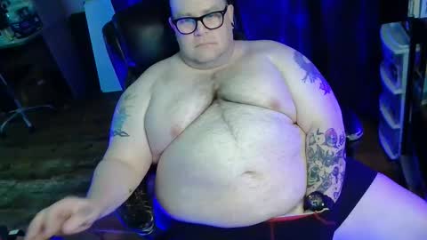 Snapshot of hoosierdaddyxl chatting on May 12, 2026, 4:59 pm Sir online show from May 12, 2026, 4:59 pm