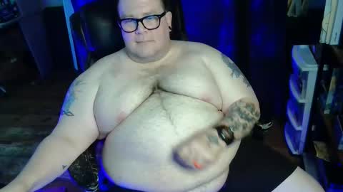 Snapshot of hoosierdaddyxl chatting on May 29, 2026, 5:22 pm Sir online show from May 29, 2026, 5:22 pm