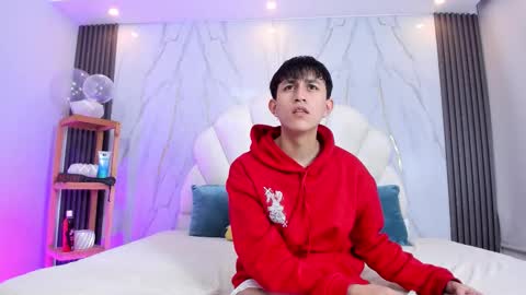 hoot_booys_ online show from March 14, 2026, 7:52 pm