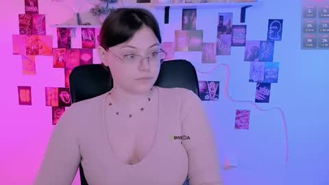 Snapshot of hope_shadow chatting on May 29, 2026, 7:12 pm hope_shadow online show from May 29, 2026, 7:12 pm