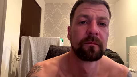 horndog1990123 online show from November 21, 2025, 9:35 pm