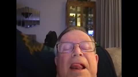 horndog online show from March 2, 2025, 8:59 am