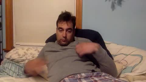 hornemike127 online show from April 27, 2026, 2:09 am