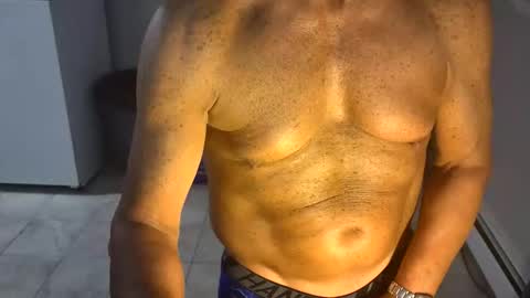 Snapshot of horny4everme chatting on February 17, 2026, 12:18 am horny4everme online show from February 17, 2026, 12:18 am