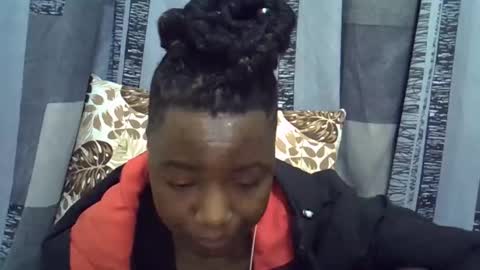 Leila online show from April 5, 2026, 6:38 pm