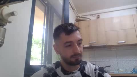 horny_couple9600 online show from September 13, 2025, 12:38 pm