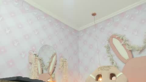 Horny Curls  online show from June 9, 2026, 3:40 am