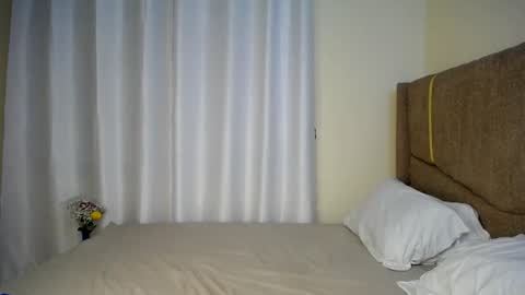 cutiey online show from July 27, 2026, 9:44 pm
