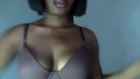 delilah online show from May 25, 2026, 10:43 am