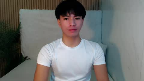 Snapshot of horny_jamesxx chatting on May 11, 2026, 12:49 am cum boy james online show from May 11, 2026, 12:49 am