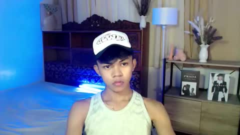 horny_joshxxx online show from May 2, 2026, 3:55 am
